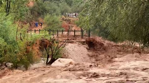 ‘It’s time to run’: Grand Canyon hiker films escape as floods surround her | CNN