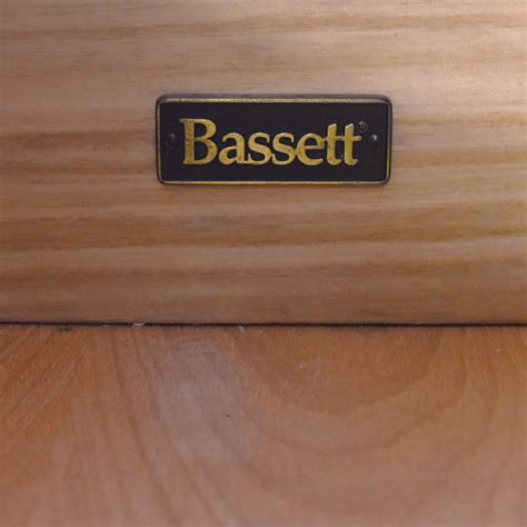 Bassett Furniture Traditional Chest of Drawers | 52% Off | Kaiyo