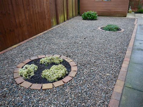 Gravel-driveway-decorative-low maintenance-drive-Middlesbrough-Teesside ...