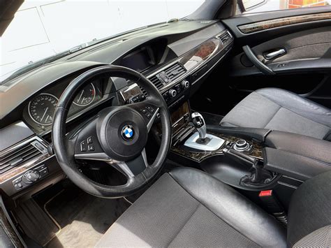 In love with the look of the interior from the e60 i bought yesterday : r/BMW