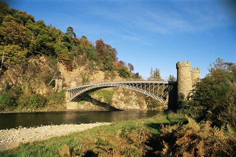 Craigellachie bridge Visitor Guide - Accommodation, Things To Do & More | VisitScotland