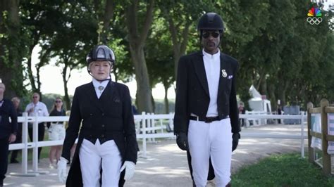 Martha Stewart, Snoop Dogg visit equestrian competition