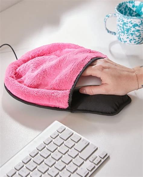 This Heated Mouse Pad at Urban Outfitters Will Keep You Warm | POPSUGAR Smart Living