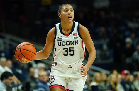 UConn star Azzi Fudd expected to miss 3-6 weeks with knee injury: How ...