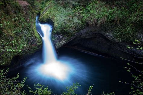 Punch Bowl Falls... near Hood River | Punchbowl falls, The great outdoors, Hood river