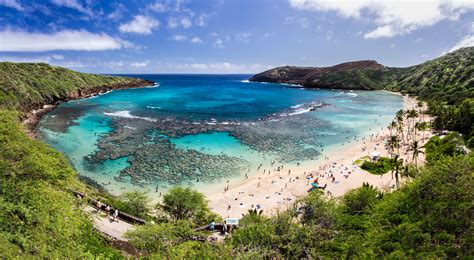 Hanauma Bay Nature Preserve - Oahu, Hawaii - Arrivalguides.com