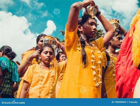 BATU CAVES, SELANGOR, MALAYSIA - 31 JANUARY 2018 Hindu Devotees ...