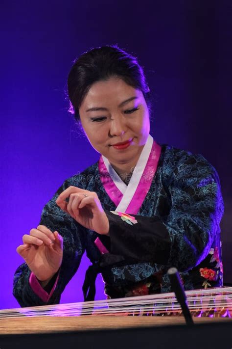 Korean Musician. Kayagum Player. Editorial Stock Photo - Image of buddhist, chinese: 57935873