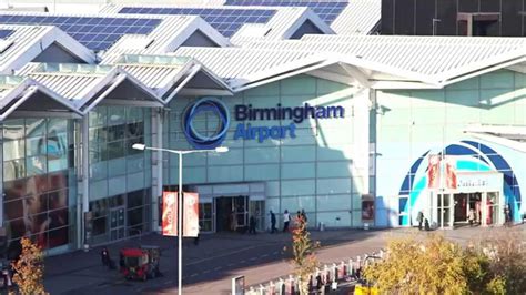 A guide to parking at Birmingham Airport - YouTube