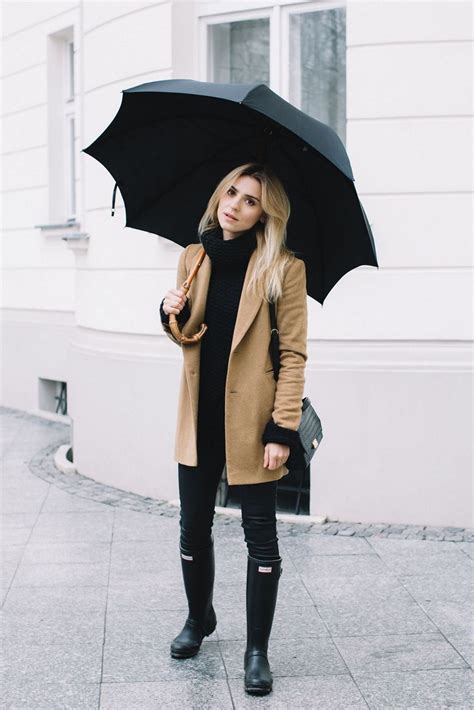 64 Rainy Day Cold Weather Outfit • DressFitMe | Rainy outfit, Fall fashion coats, Winter outfits