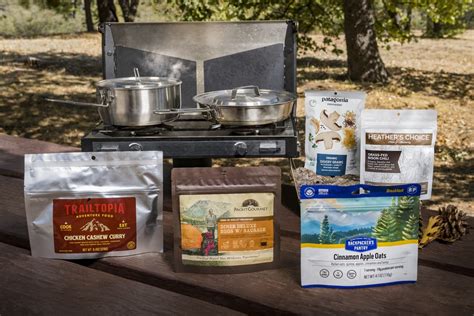 Healthy Backpacking Meals for Thru-hikes and Camping Trips - Men's Journal