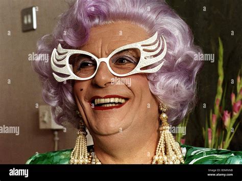 Dame edna glasses hi-res stock photography and images - Alamy