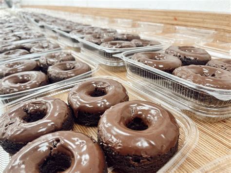 Hy-Vee Carrying The Omaha Bakery KETO Donuts • Omaha Food Magazine