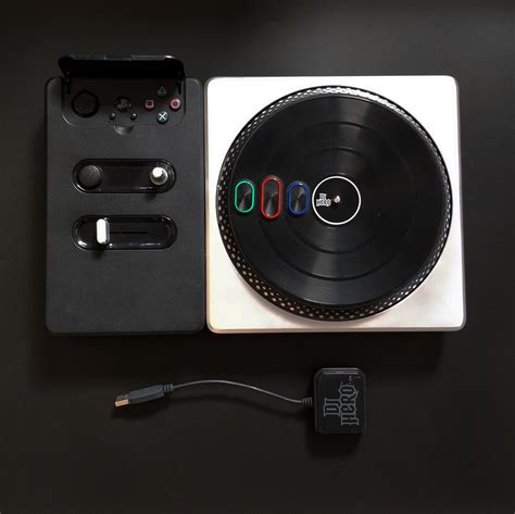 DJ Hero Turntable | PS2 Zubehör | PS2 / PlayStation 2 | Sony | Classicgamestore.ch