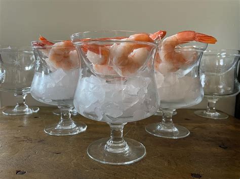 Vintage Shrimp Cocktail Glasses Etched With Stars - Etsy