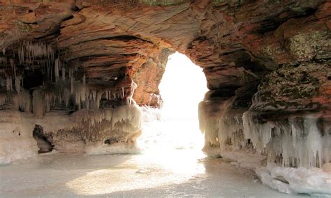 Wisconsin Lake Superior Ice Caves | Scenic Pathways