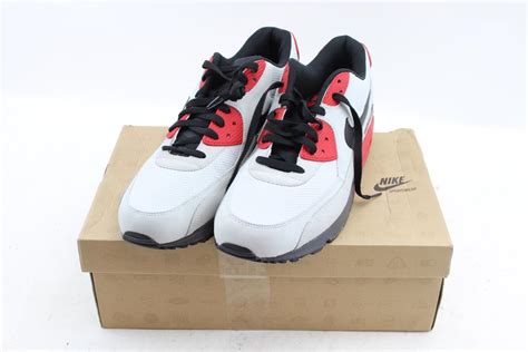 Nike Air Max Mens Basketball Shoes Size: 15 | Property Room