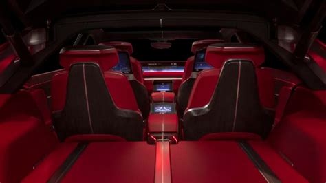 Cadillac Celestiq Teaser Shots Highlight EV's Interior and Exterior Design Ahead of Unveil - Por ...