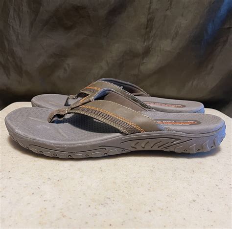 Skechers Relaxed Fit Memory Foam 360 Flip Flops Thongs Sandals Brown Men 9 EUC | eBay