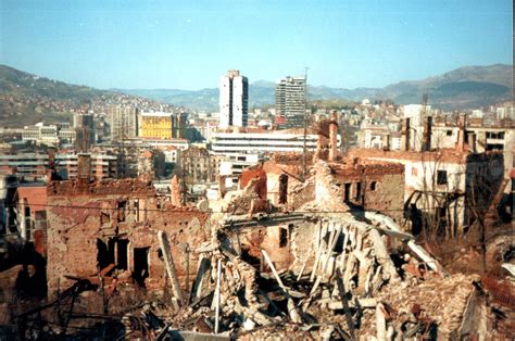 File:Sarajevo Siege Part III.jpg - Wikipedia