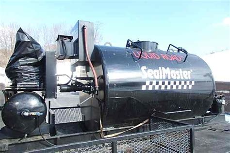 sealcoat truck for sale |sealmaster| asphalt sealcoating equipment