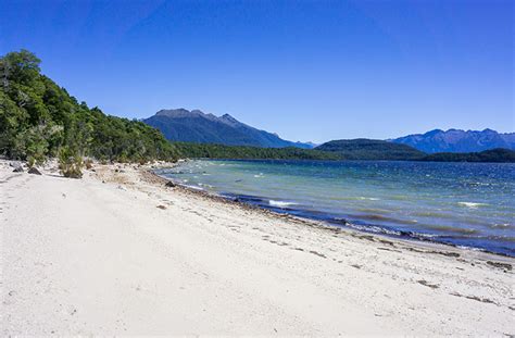 Hiking the Circle Track, Manapouri - See the South Island NZ Travel Blog