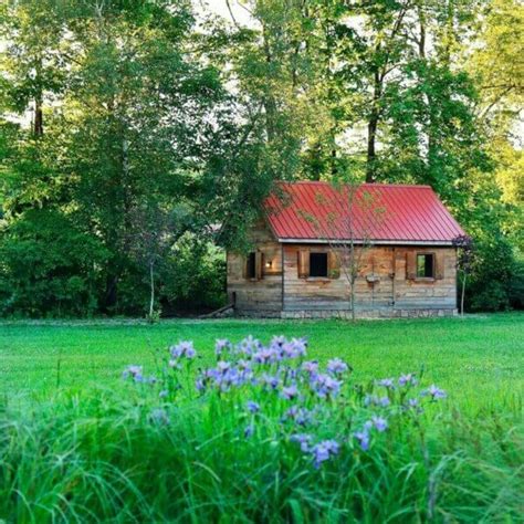 Stay in the Hudson Valley Cabins at June Farms | Lodge, Airstream, Tipi ...