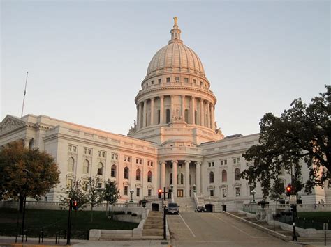 Wisconsin State Capitol | The Wisconsin State Capitol in Mad… | Flickr