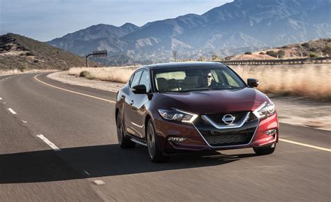 2017 Nissan Maxima | Fuel Economy Review | Car and Driver