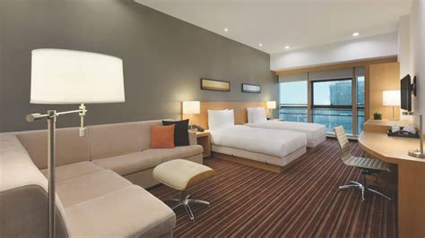 Rooms & Suites | Hyatt Place Shenzhen Airport