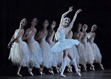 3340 best CORPS DE BALLET images on Pinterest | Ballet body, Ballet and Ballet dance