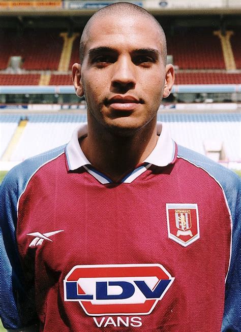 Stan Collymore (Aston Villa) 1998/99.