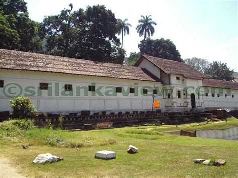 Kandy Town,Kandyan History,Architecture,Tourist attractions