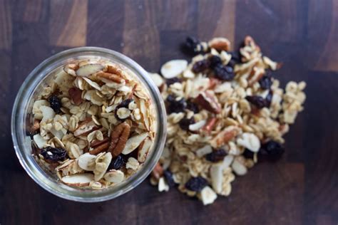 Healthy Oatmeal Breakfast Recipes + Recipe Round Up! - To Taste