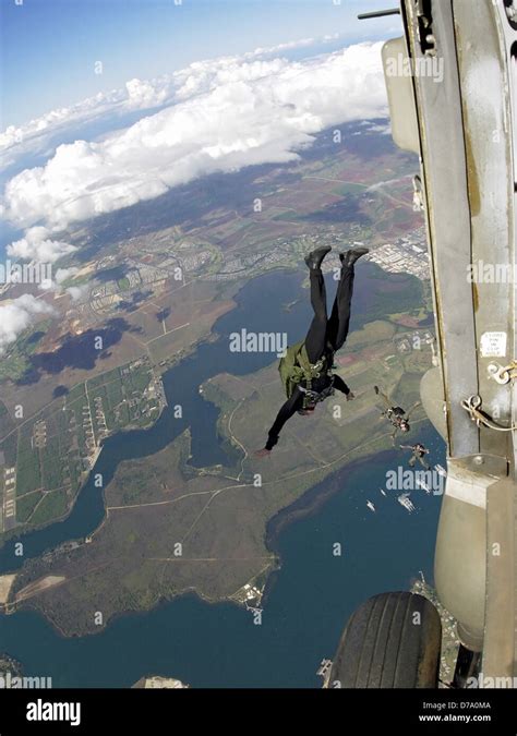 Free-fall Parachute Training Navy SEALS Stock Photo - Alamy