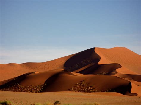 File:Sossusvlei oPEYRE.jpg - Wikimedia Commons