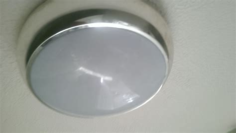 How To Change Bathroom Light Bulb – Rispa