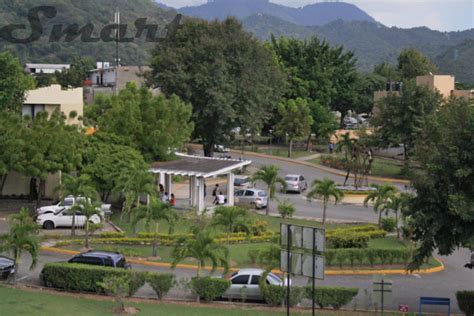 University of Technology, Jamaica (UTech) Campus | This phot… | Flickr