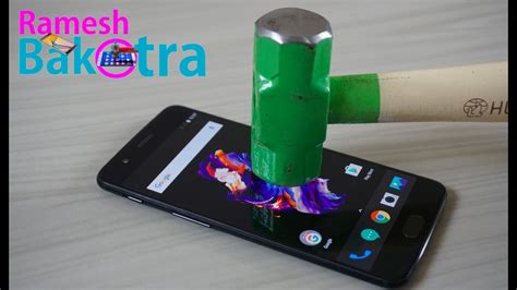 OnePlus 5 Screen Scratch Test Gorilla Glass 5 - YouTube