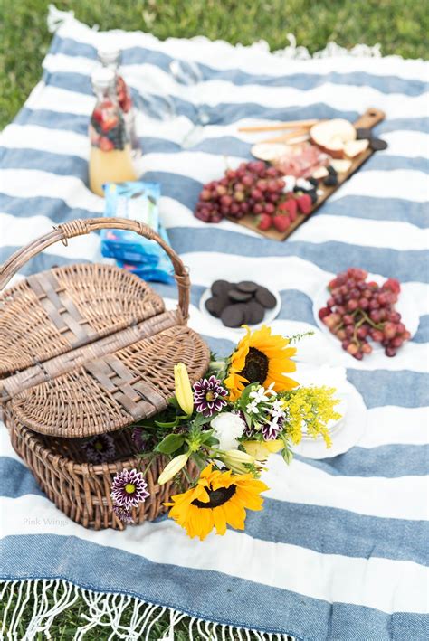 Romantic Picnic Menu Ideas For Two – Food Recipe Story