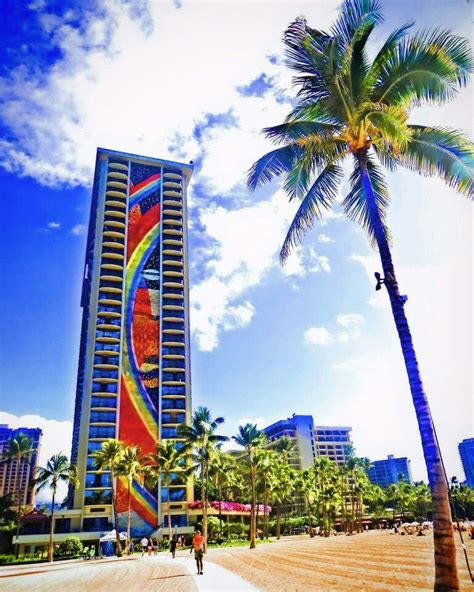 Beautiful Rainbow Tower. Hilton Hawaiian Village Resort. Waikiki ...