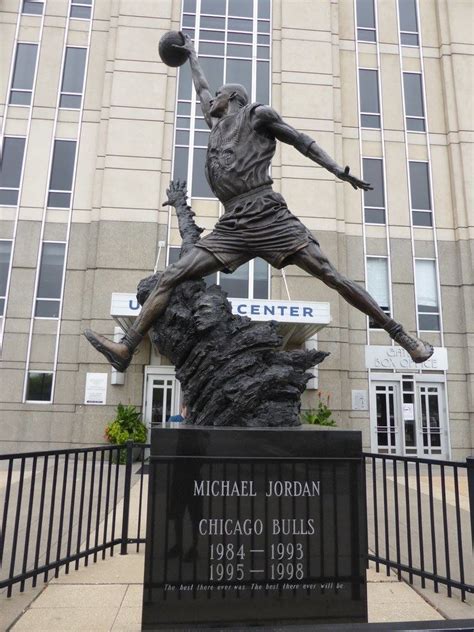 Michael Jordan statue - Alchetron, The Free Social Encyclopedia