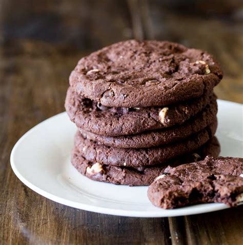 Subway Style Double Chocolate Chip Cookies - Sprinkles and Sprouts