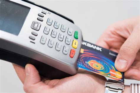 How To Choose The Best Debit Card For Your Needs - My Budget Book