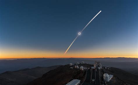 Total solar eclipse dominates NASA's 'Astronomy Picture of the Day ...