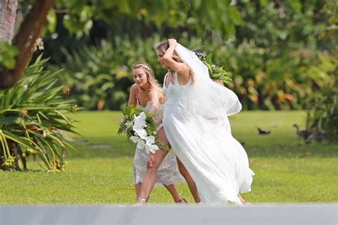 Margot Robbie at friends wedding in Kauai -12 | GotCeleb