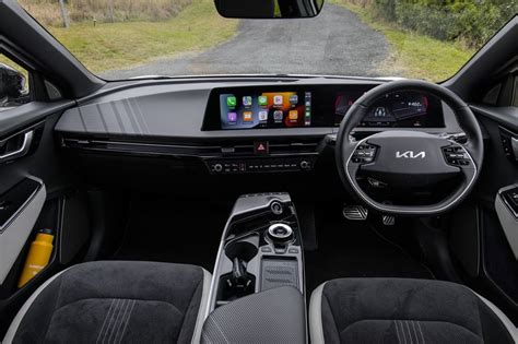 Kia EV6 Interior Images & Photos - See the Inside of the Latest Kia EV6 ...