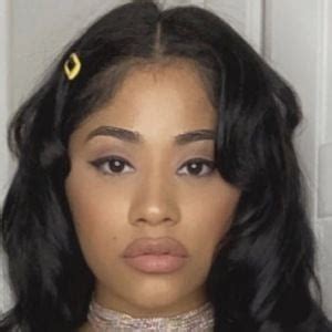 Hennessy Carolina - Age, Family, Bio | Famous Birthdays