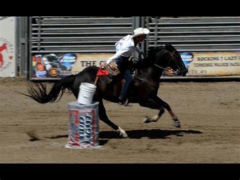 2014 CGRA Rodeo, Flag Race - YouTube