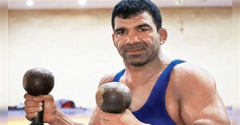 Padma Shri awardee wrestler Virendra Singh sitting on dharna for his ...